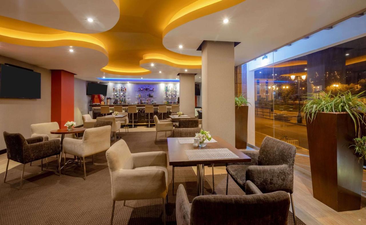 Sonesta Hotel 4*